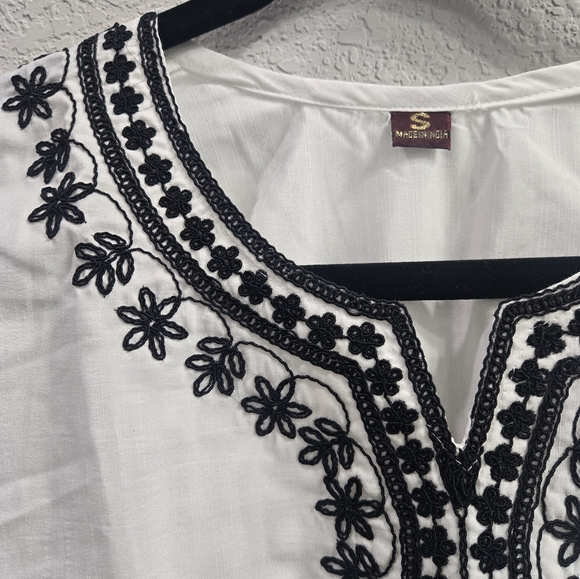 Indian kurta bottom set - Picture 3 of 4